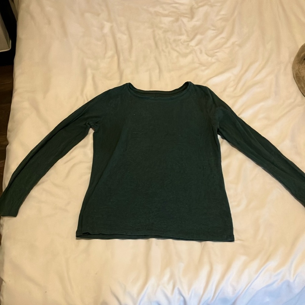 Basic long-sleeved top
